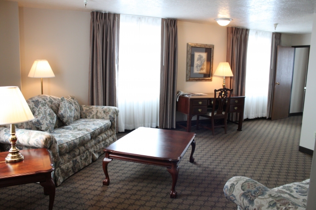 Guest_Room_Sitting_Room